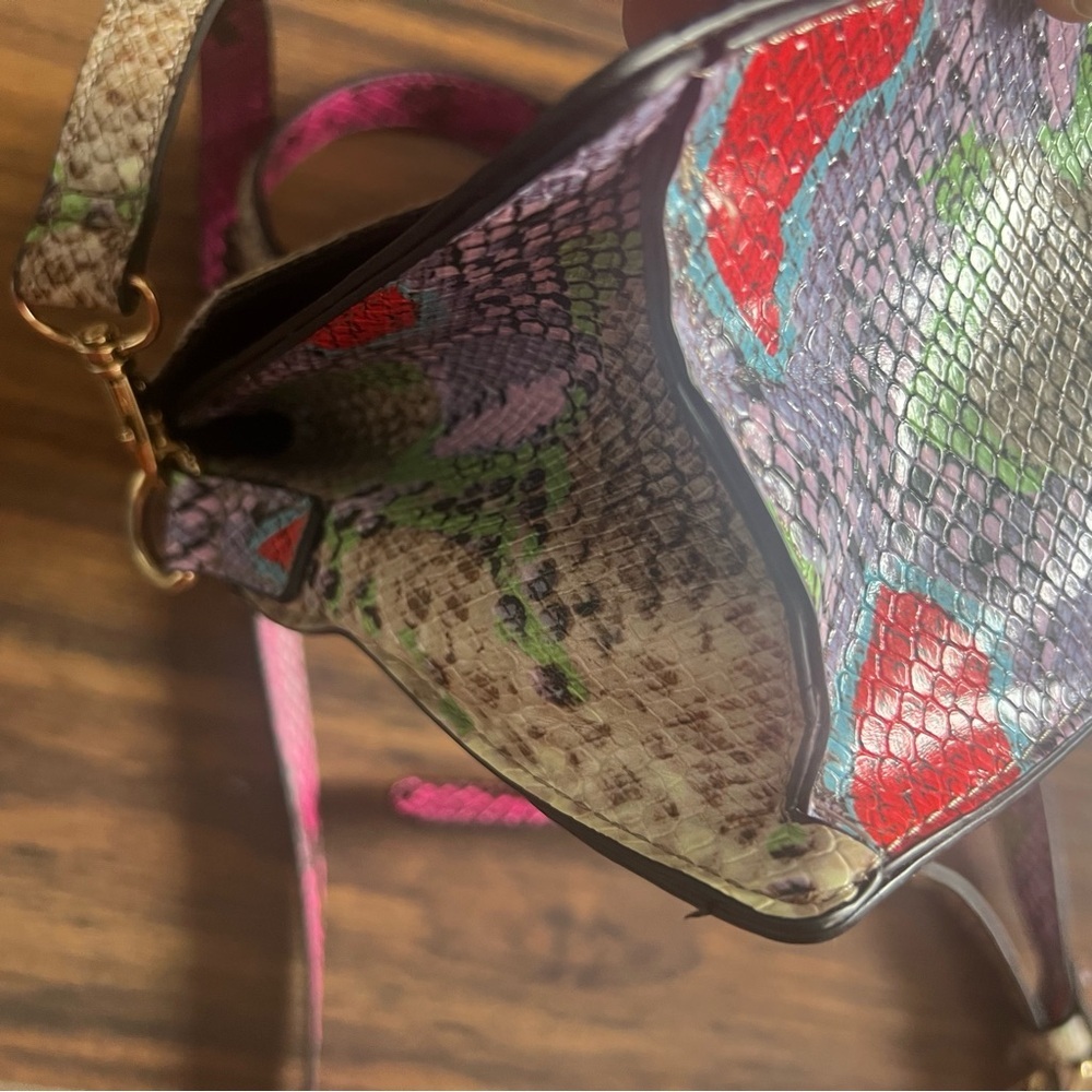ALDO Martis Tassel Details Crossbody Bag – Snakeskin Print - Picture 10 of 10